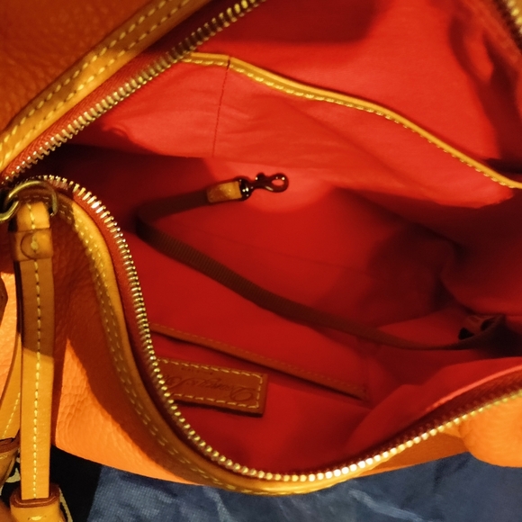 Vintage Dooney  Patterson PERFECT for fall. A rich orange color. - Picture 11 of 13